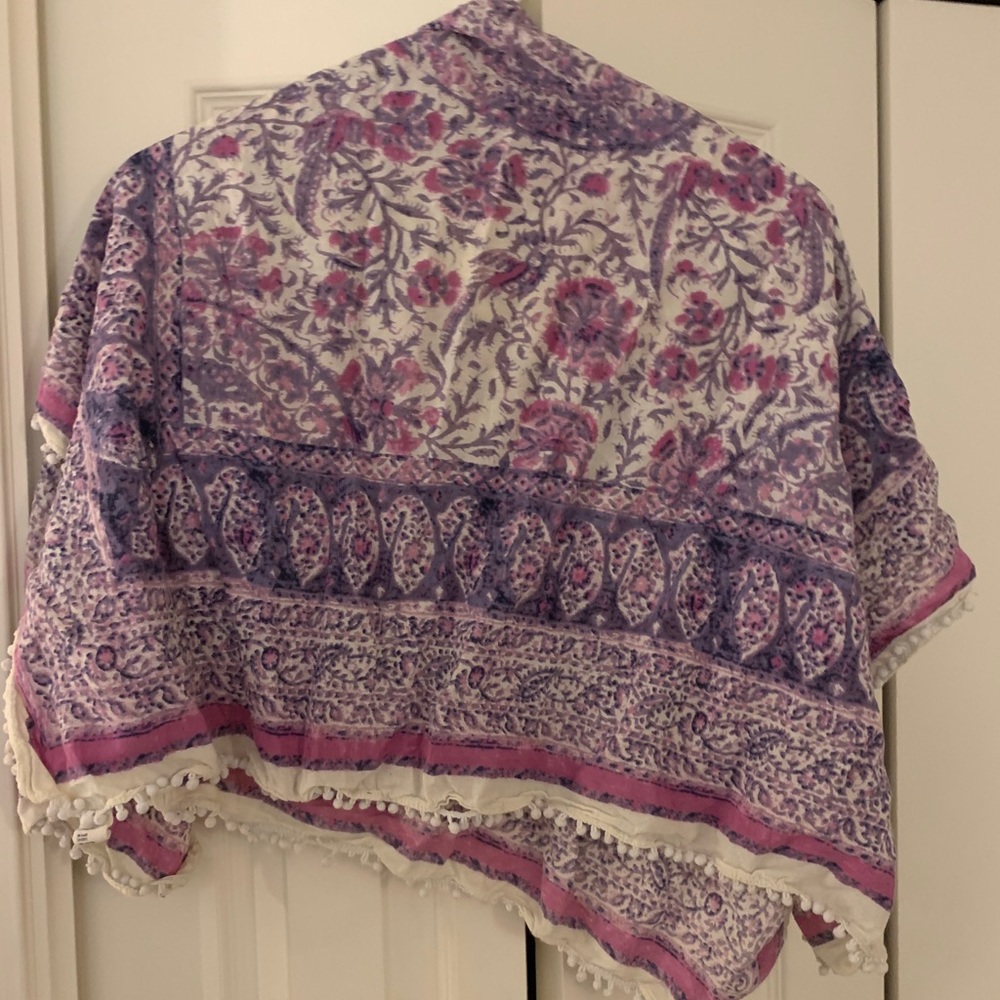 Purple and white patterned scarf